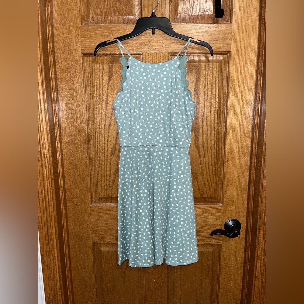 Sage green with polka dots!
BCX Dress size XS
